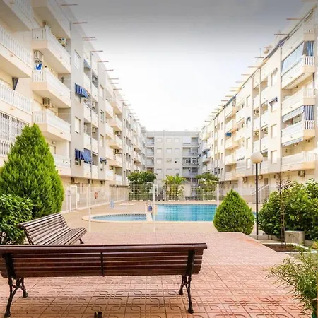 Wyjatkowy Apartament Z Basenem, Placem Zabaw, Blisko Morza