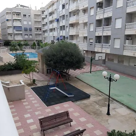 Wyjatkowy Apartament Z Basenem, Placem Zabaw, Blisko Morza Апартаменти